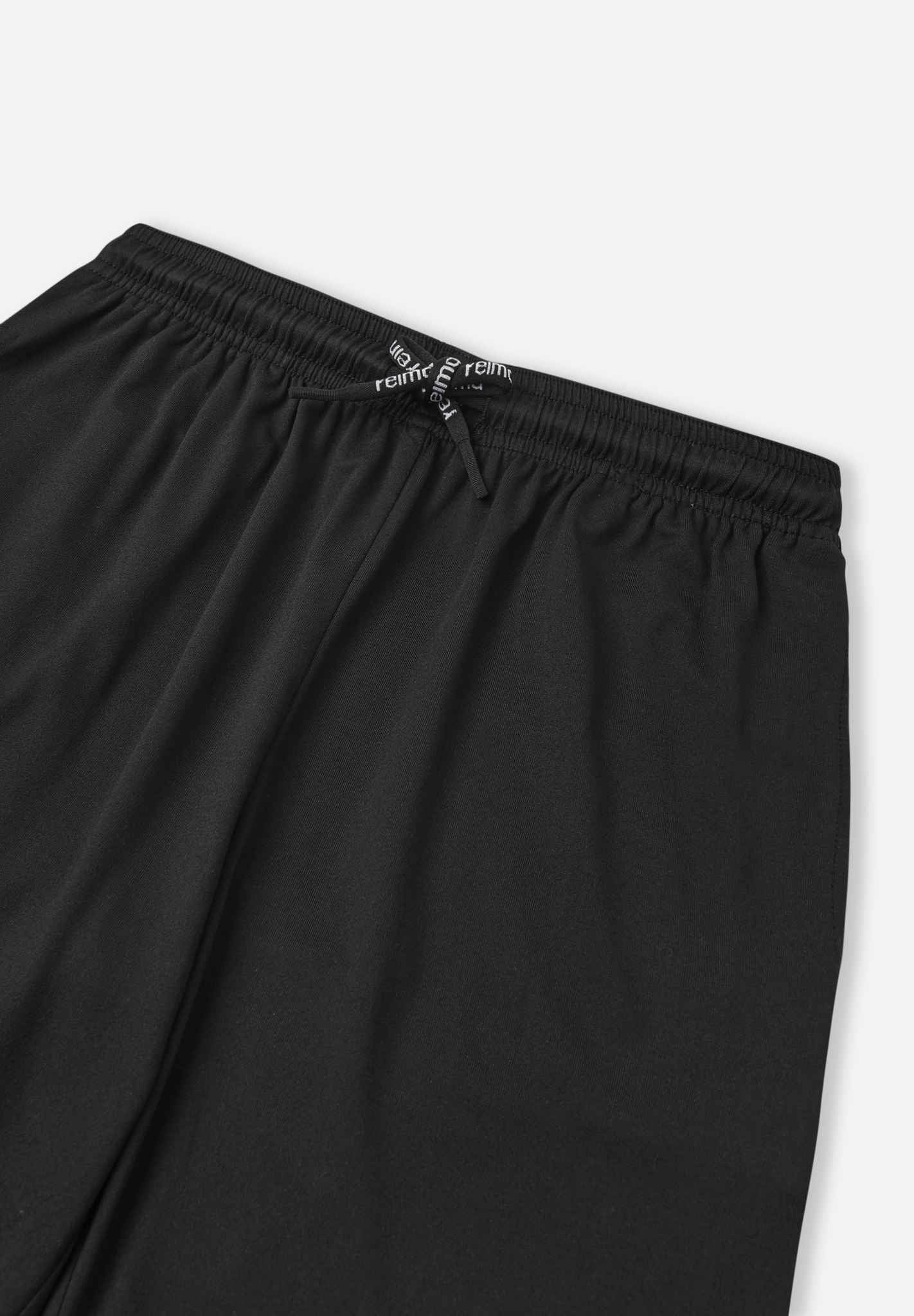 Shorts Ilmassa